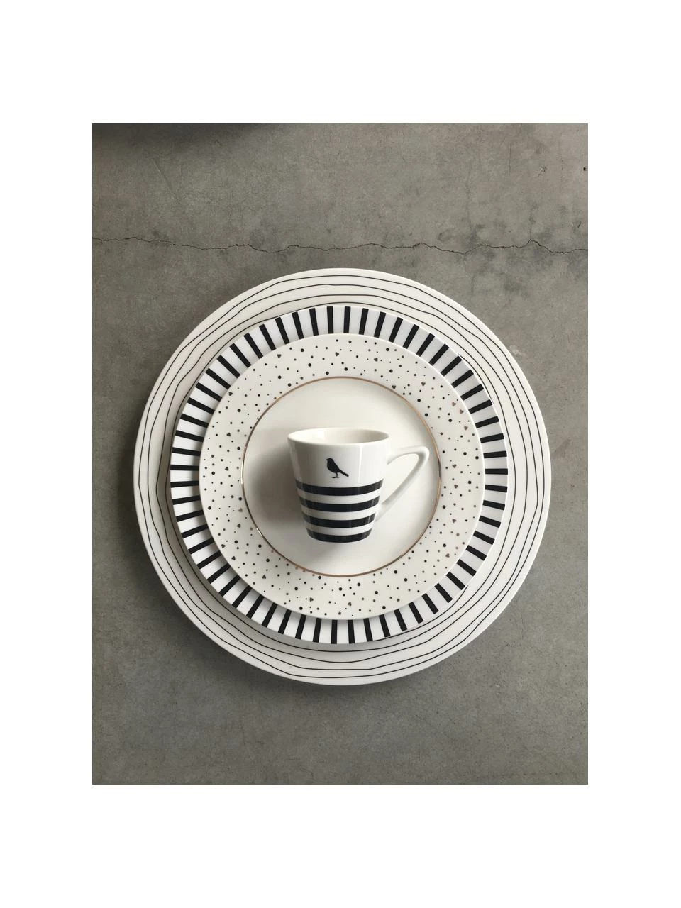 Dutch Rose Assiette plate design Eris Loft, 4 pièces, Ø 26 x haut. 2 cmDisponibilité limitée 4 Dutch Rose Assiette plate design Eris Loft, 4 pièces, Ø 26 x haut. 2 cmDisponibilité limitée – Image 2