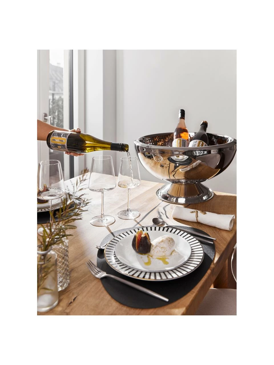 Dutch Rose Assiette plate design en porcelaine Pluto Loft, 4 pièces, Ø 26 x haut. 2 cm 4 Dutch Rose Assiette plate design en porcelaine Pluto Loft, 4 pièces, Ø 26 x haut. 2 cm – Image 2