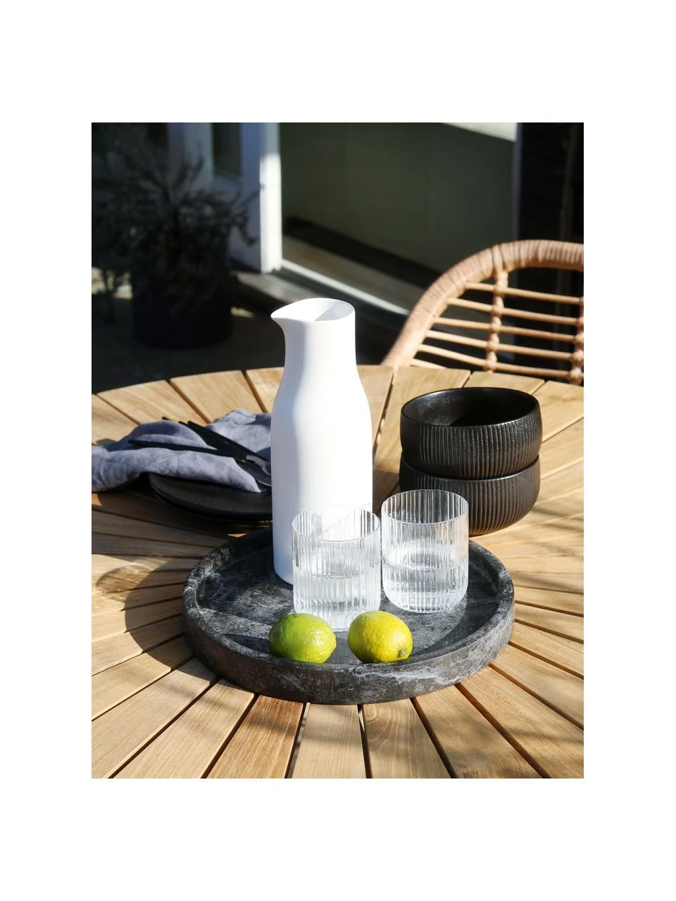 Bloomingville Bols à surface rainurée noire mate Neri, 2 pièces, Ø 15 x haut. 8 cm 4 Bloomingville Bols à surface rainurée noire mate Neri, 2 pièces, Ø 15 x haut. 8 cm – Image 2