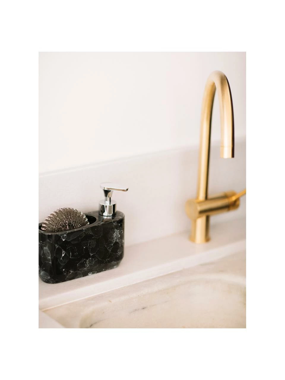 Andrea House Distributeur de savon aspect marbre Bubble, 2 élém., larg. 19 x haut. 16 cm 4 Andrea House Distributeur de savon aspect marbre Bubble, 2 élém., larg. 19 x haut. 16 cm – Image 2