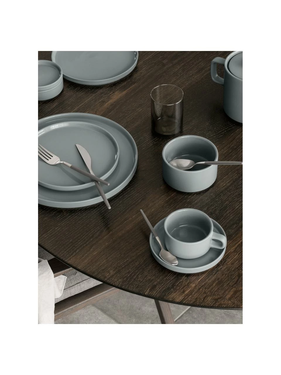 Ménagère Maxime en argent avec des poignées grises, 4 personnes (16 élém.), 4 personnes (16 élém.)Seulement 1 produit disponible 4 Ménagère Maxime en argent avec des poignées grises, 4 personnes (16 élém.), 4 personnes (16 élém.)Seulement 1 produit disponible – Image 2