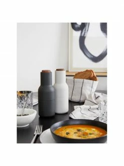 Menu Moulin &agrave; &eacute;pices design&nbsp;Bottle Grinder, 2&nbsp;&nbsp;&eacute;l&eacute;m., Ø 8 x haut. 21 cm -Cuisine Soldes 2022 Moulin a epices design Bottle Grinder 2 elem 19