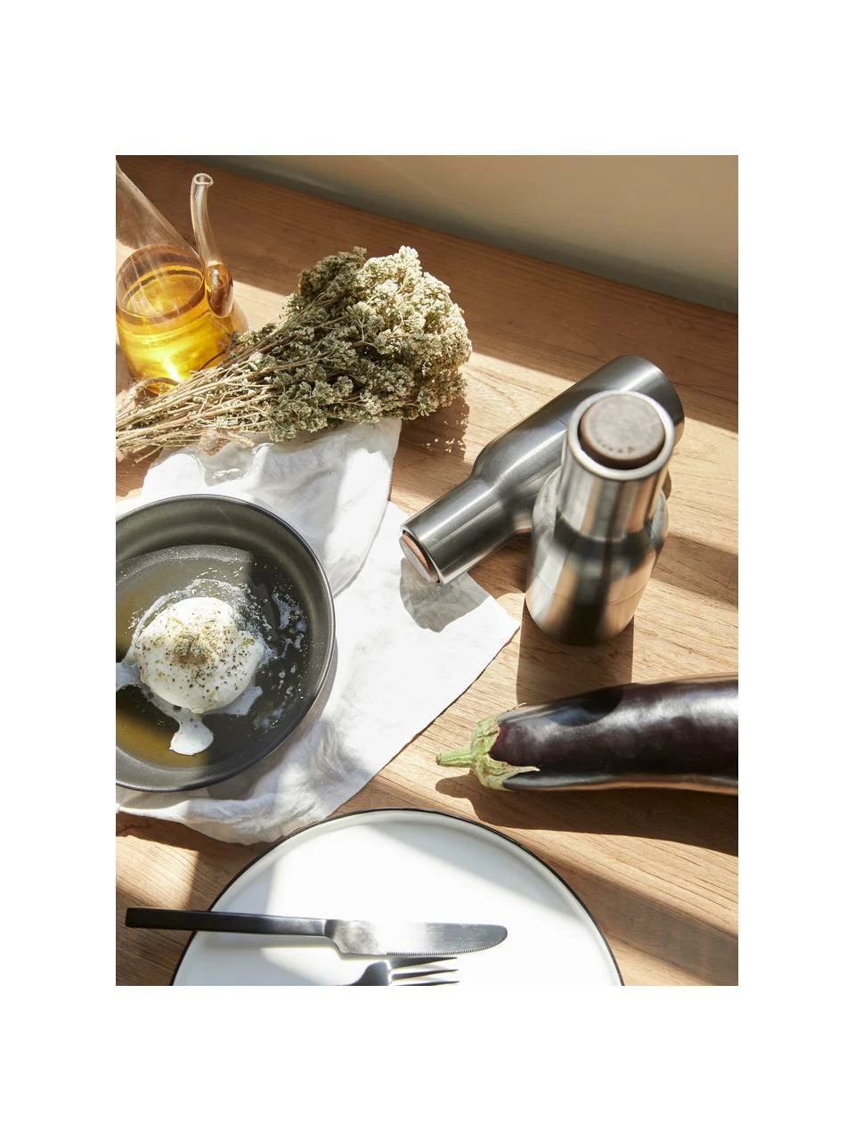 Menu Moulin à épices design Bottle Grinder, 2 élém., Ø 8 x haut. 21 cmDisponibilité limitée 4 Menu Moulin à épices design Bottle Grinder, 2 élém., Ø 8 x haut. 21 cmDisponibilité limitée – Image 2