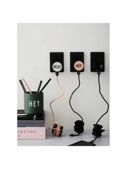 Design Letters Mug design en porcelaine vert Favourite HEY, Ø 8 cm x haut. 9 cm, 250 ml -Cuisine Soldes 2022 Mug design en porcelaine vert Favourite HEY 3