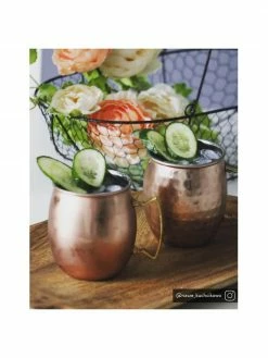 Mug en cuivre Moscow Mule à surface martelée Hammered, Ø 9 x haut. 10 cm, 450 ml 8 Mug en cuivre Moscow Mule à surface martelée Hammered, Ø 9 x haut. 10 cm, 450 ml -Cuisine Soldes 2022 Mug en cuivre Moscow Mule a surface martelee Hammered 1