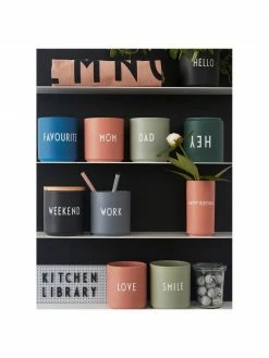 Design Letters Mug en porcelaine Favourite avec lettrage MOM/LOVE, Ø 8 x H 9 cm, 250 ml 13 Design Letters Mug en porcelaine Favourite avec lettrage MOM/LOVE, Ø 8 x H 9 cm, 250 ml -Cuisine Soldes 2022 Mug en porcelaine Favourite avec lettrage MOMLOVE 5