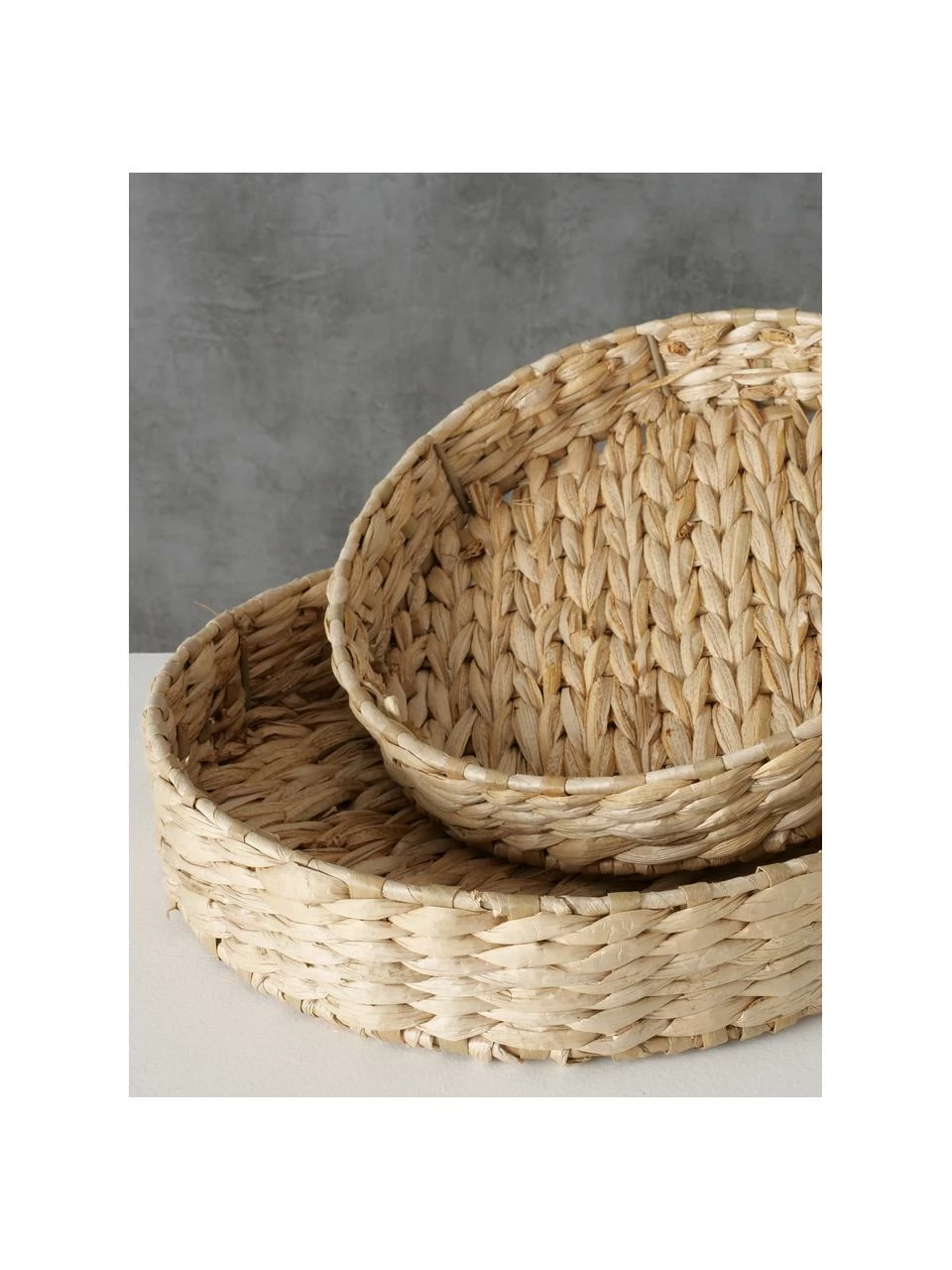 Plateau décoratif en jonc de mer Paola, 2 élém., Ø 30 cm, Lot de différentes tailles 6 Plateau décoratif en jonc de mer Paola, 2 élém., Ø 30 cm, Lot de différentes tailles – Image 4