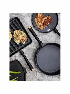 Poêle à crêpes Monte Raw, Ø 25 x haut. 7 cm 11 Poêle à crêpes Monte Raw, Ø 25 x haut. 7 cm -Cuisine Soldes 2022 Poele a crepes Monte Raw 4