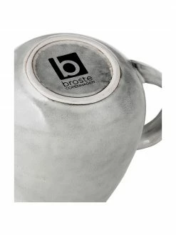 Broste Copenhagen Pot &agrave; lait en gr&egrave;s fait main Nordic Sand, 300&nbsp;ml, Ø 12 x haut. 9 cm -Cuisine Soldes 2022 Pot a lait en gres fait main Nordic Sand 300 ml 5