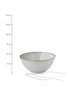 Broste Copenhagen Saladier fait à la main Nordic Sand, Ø 25 cm, Ø 25 x haut. 11 cm 10 Broste Copenhagen Saladier fait à la main Nordic Sand, Ø 25 cm, Ø 25 x haut. 11 cm -Cuisine Soldes 2022 Saladier fait a la main Nordic Sand O 25 cm 2
