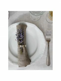 Erika Vaitkute Serviettes de table en lin, avec ourlet Alanta, 6 pièces, larg. 42 x long. 42 cmSeulement 1 produit disponible -Cuisine Soldes 2022 Serviettes de table en lin avec ourlet Alanta 6 pieces 9