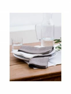 Erika Vaitkute Sets de table pur lin avec ourlet Alanta, 6 pièces, larg. 38 x long. 50 cm -Cuisine Soldes 2022 Sets de table pur lin avec ourlet Alanta 6 pieces 3