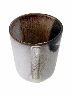Bloomingville Tasse rustique en grès faite main Jules, 2 pièces, Ø 10 x haut. 10 cm, 500 mlSeulement 1 produit disponible 11 Bloomingville Tasse rustique en grès faite main Jules, 2 pièces, Ø 10 x haut. 10 cm, 500 mlSeulement 1 produit disponible -Cuisine Soldes 2022 Tasse rustique en gres faite main Jules 2 pieces 4